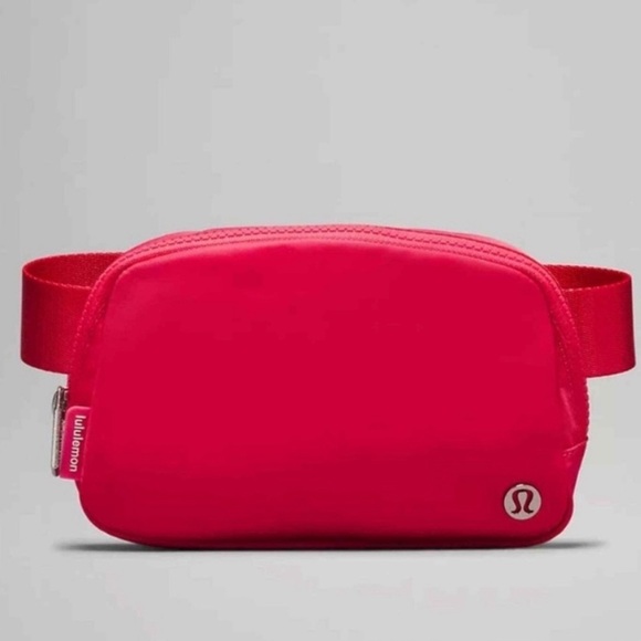 lululemon NWT! Everywhere Belt Bag 1L Lip Gloss Pink - Picture 1 of 14